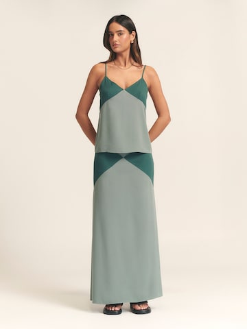 St MRLO Skirt 'SHADOW' in Green: front