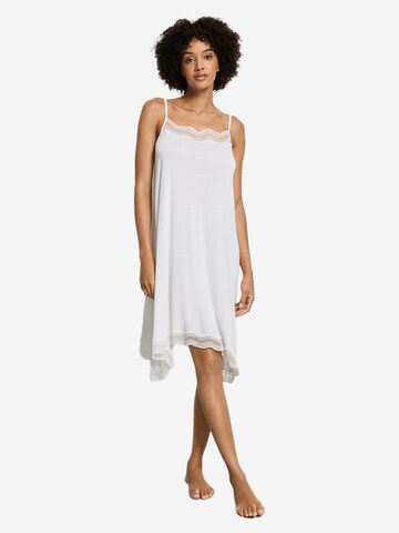 Hanro Nightgown 'Cira' in White