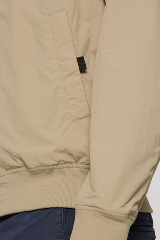 CMPD Nylon-Blouson mit Stehkragen in Braun