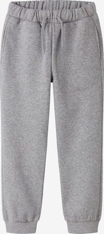 Tapered Pantaloni di NAME IT in grigio: frontale