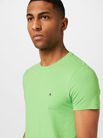 Coupe slim T-Shirt TOMMY HILFIGER en vert