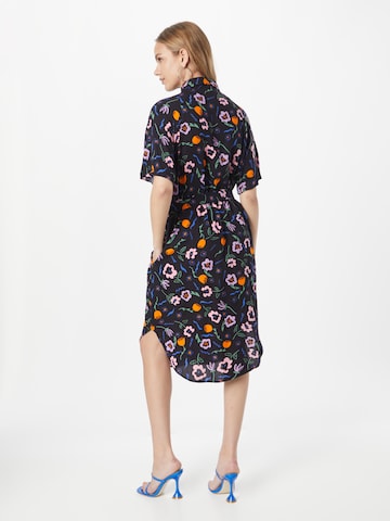 Monki - Vestido camisero en negro