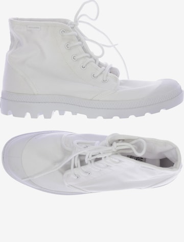Palladium Sneakers & Trainers in 43 in White: front