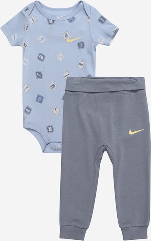 Nike Sportswear Σετ σε μπλε: μπροστά