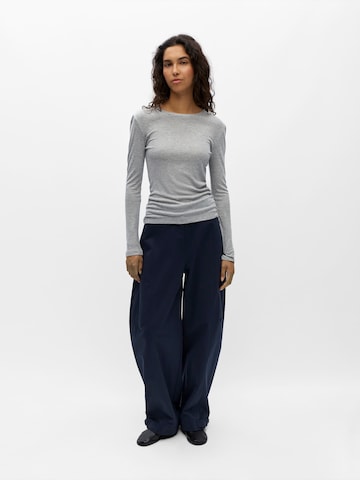 T-shirt 'OBJALMA' OBJECT en gris