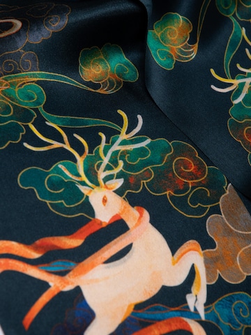 MayTree - Chal en azul