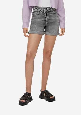 QS Regular Shorts in Grau: predná strana