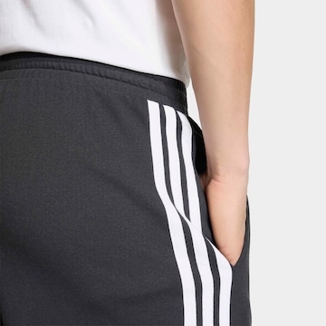 ADIDAS PERFORMANCE Loosefit Sportovní kalhoty 'DFB DNA SHO' – černá