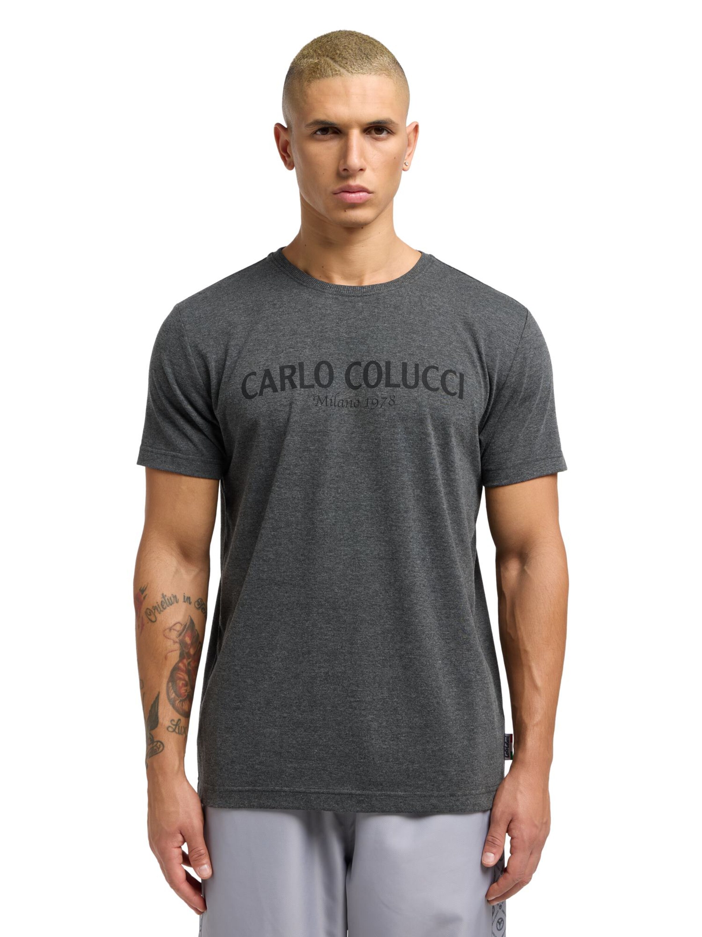 Carlo Colucci Shirt in Grey: front