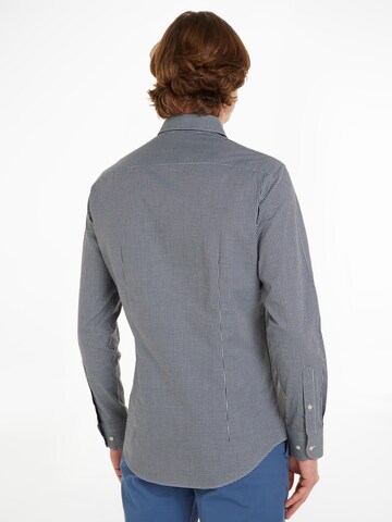 TOMMY HILFIGER Slim Fit Hemd in Blau