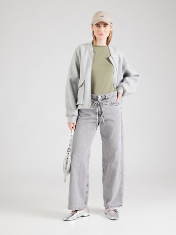 Monki - Top en verde