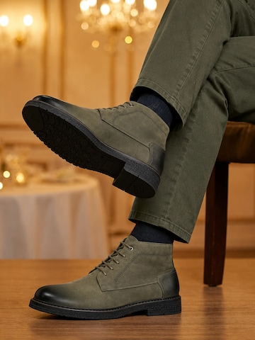 ALLTHEMEN Chukka Boots 'Zeit' in Grey