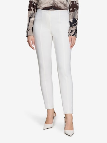 Betty Barclay Pants in White: front