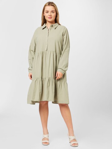 Robe 'Nana' KAFFE CURVE en vert : devant