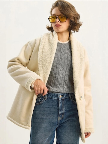 Giacca di mezza stagione di Bianco Lucci in beige: frontale