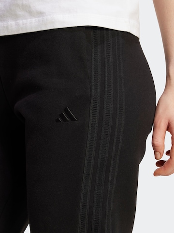 ADIDAS SPORTSWEAR Дънки Tapered Leg Спортен панталон в черно