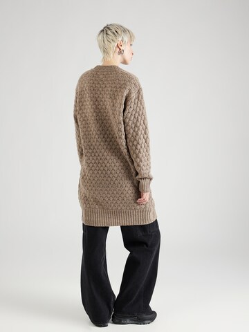 Eight2Nine Oversized Cardigan in Brown