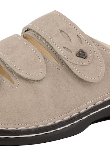Finn Comfort Muiltjes 'KOS' in Beige