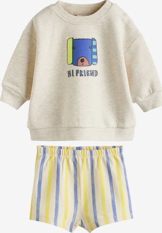 Next Setti värissä beige: etupuoli