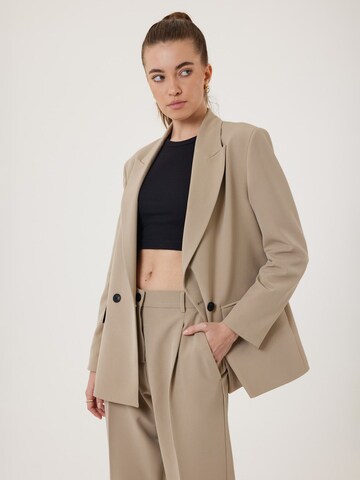 Blazer 'Bianca' di Antioch in beige