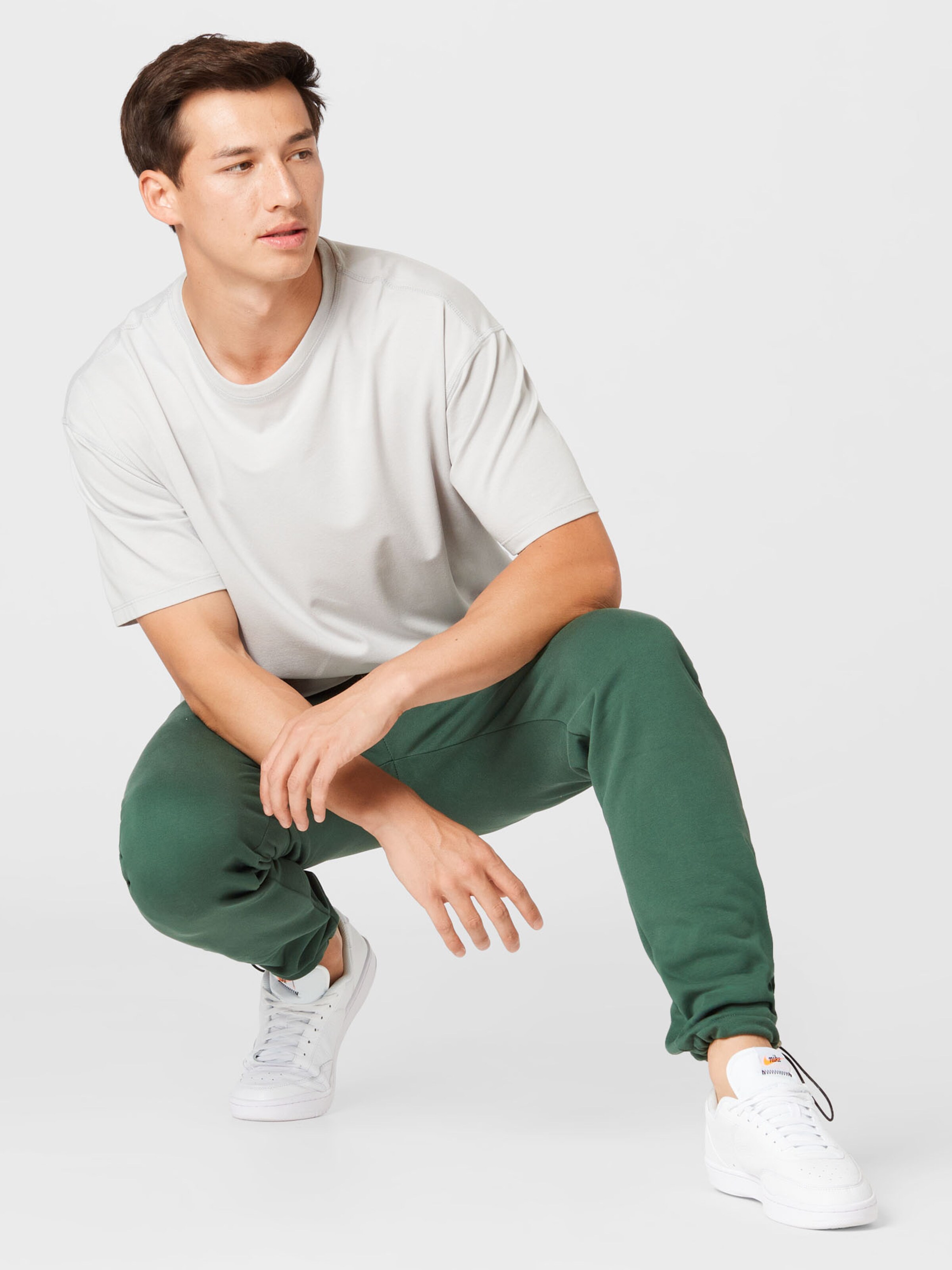 Männer Shirts Kosta Williams x About You T-Shirt in Grau - DF60913 Männer Shirts Kosta Williams x About You T-Shirt in Grau - DF60913