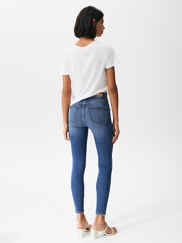 Pull&Bear Skinny Jeans in Blau