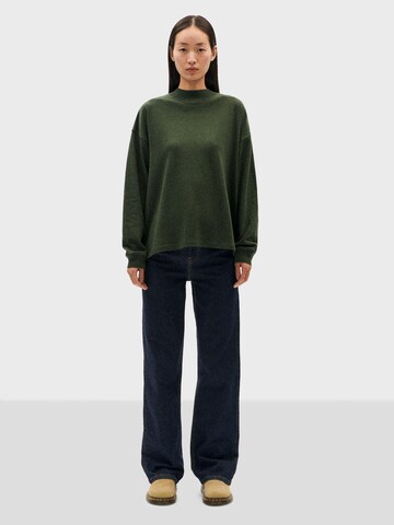 Maglietta 'Freire' di Thinking MU in verde