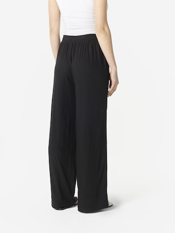 KOROSHI Широки крачоли Панталон в черно
