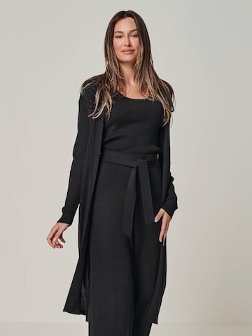 Cardigan 'BLOSSOM' YOU LOOK PERFECT en noir : devant
