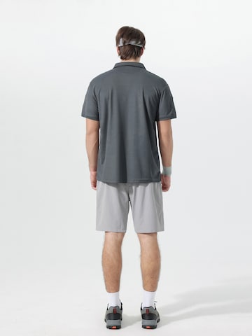 YOUTHUP Performance Shirt 'Gradschnitt' in Grey