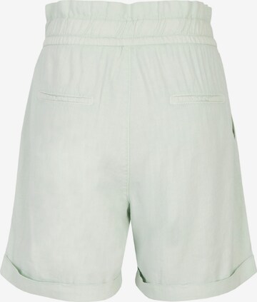 Angels Tapered Shorts 'Mia' in Grün