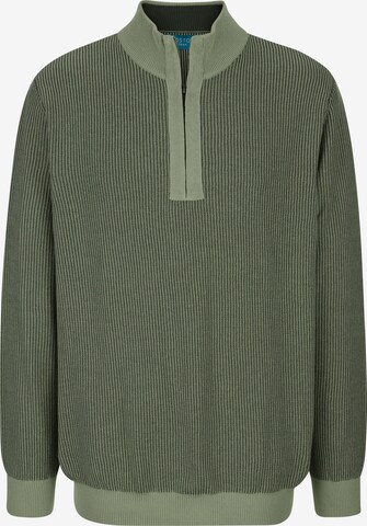 Boston Park Sweater in Green: front