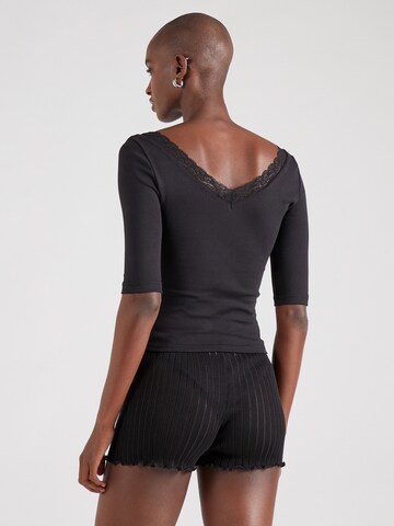 Trendyol Shirt in Black