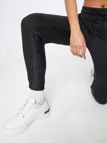 PUMA Regular Workout Pants in Black