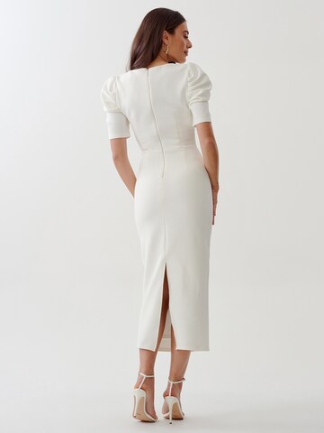 Chancery Dress 'JASMINE' in White: back