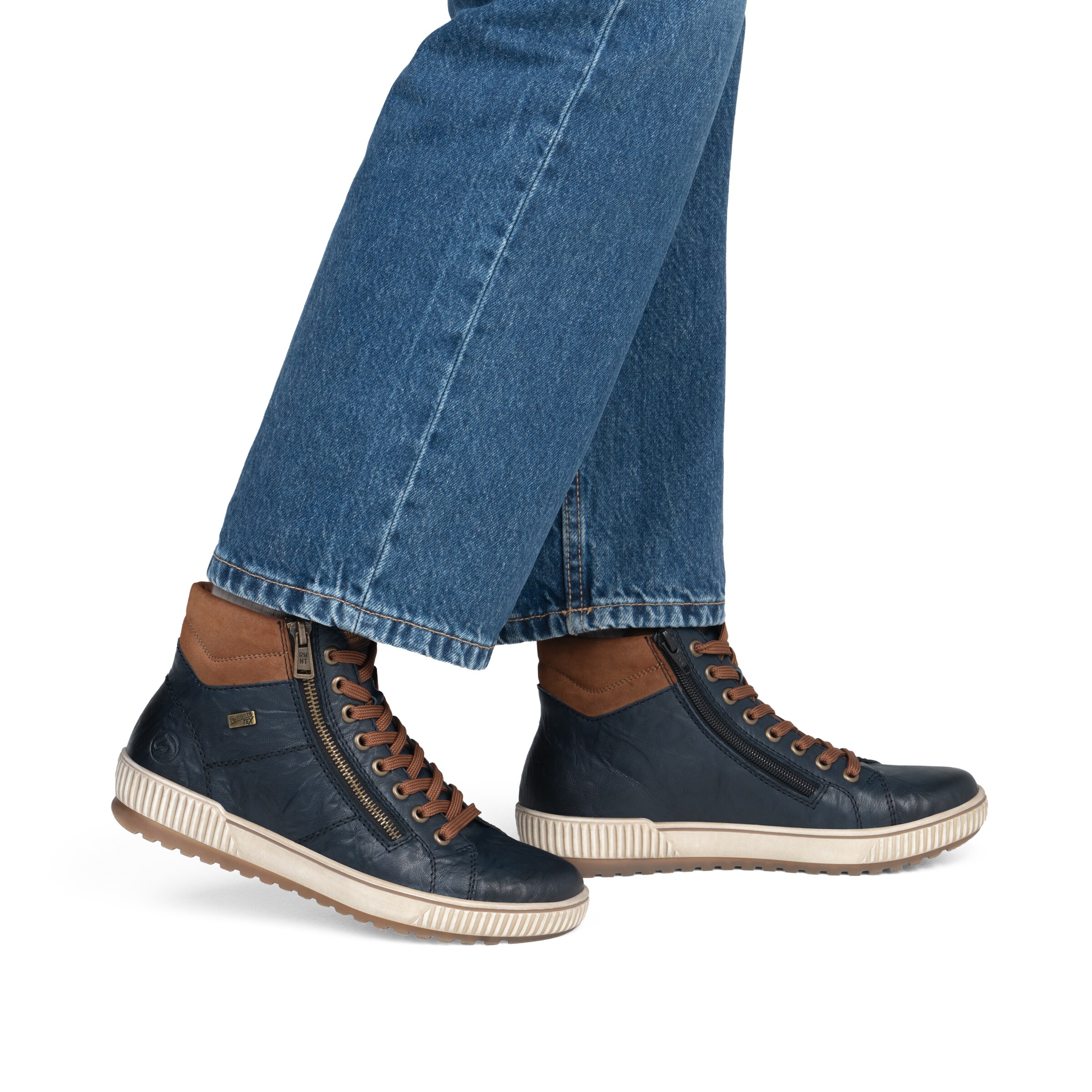 Bottines à lacets REMONTE en bleu : devant