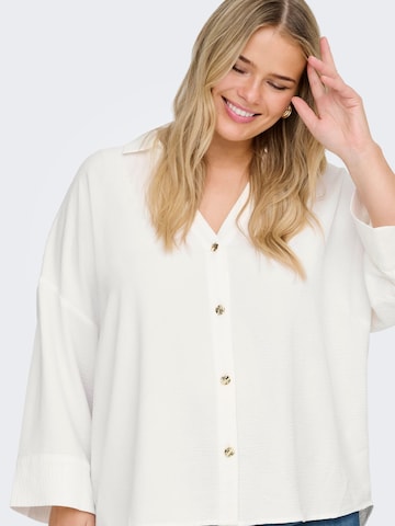 ONLY Carmakoma - Blusa 'CARSverre' en blanco