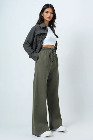 Trend Alaçatı Stili Wide leg Trousers with creases in Green