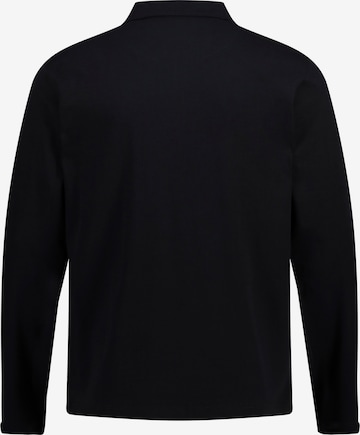 STHUGE Shirt in Black