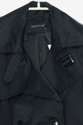 LAURA SCOTT Jacket & Coat in S in Black