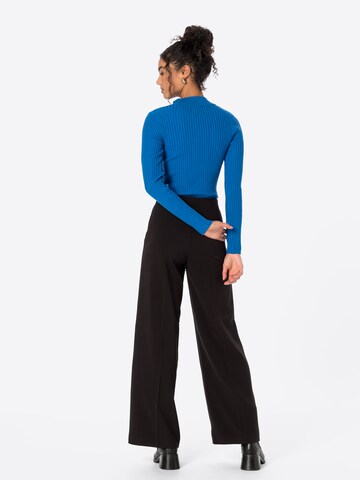 WEEKDAY Loose fit Trousers with creases 'Julia' in Black