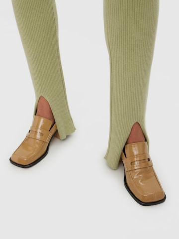 Coupe slim Pantalon 'Gold' VERO MODA en vert
