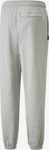 PUMA Tapered Broek in Grijs