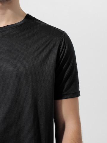 YOUTHUP Funktionsshirt 'Feuchtleit'‌‌‌‌‌‌ in Schwarz