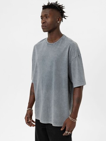 T-Shirt 'Night Phlox' VAMOS CLO en gris