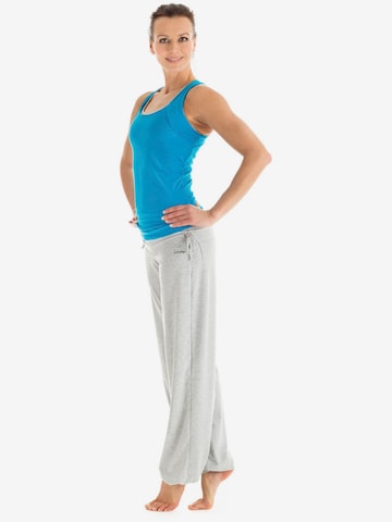 Effilé Pantalon de sport 'WH1' Winshape en gris