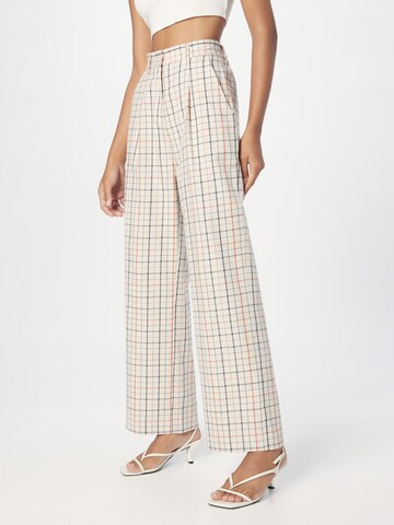 Wide Leg Pantalon à plis 'Rubie' Iriedaily en beige : devant