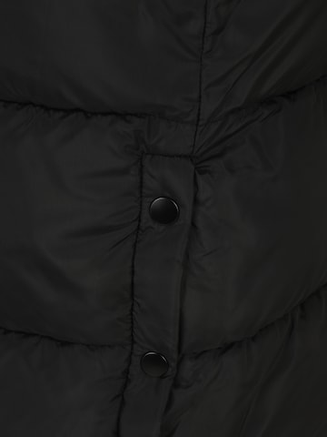 Only Petite Зимно палто 'ONLMONTANA' в черно