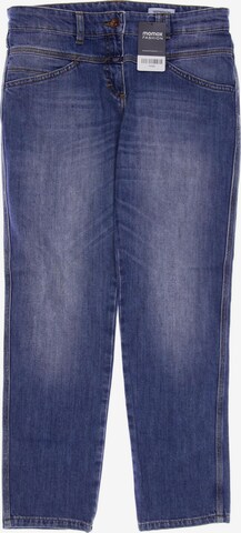 Closed Jeans in 29 in Blue: front