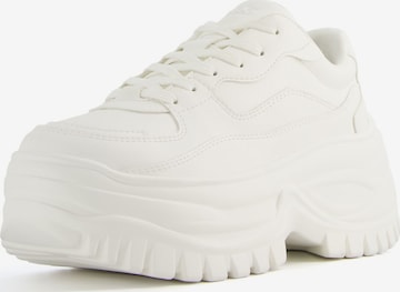 Bershka Sneaker low i hvid: forside